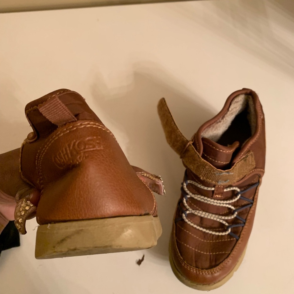 Shoes - Picture 3 of 5